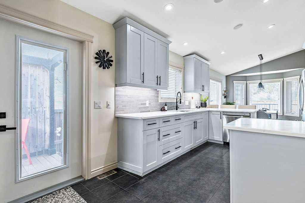 MLS® A2256740 - 1957 High Country Drive NW in Highwood Village High River, Residential