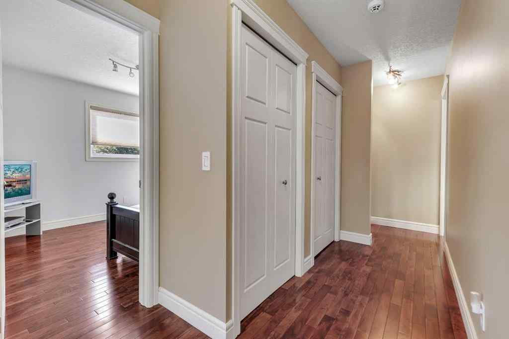 MLS® A2256743 - 136 castleglen Way NE in Castleridge Calgary, Residential