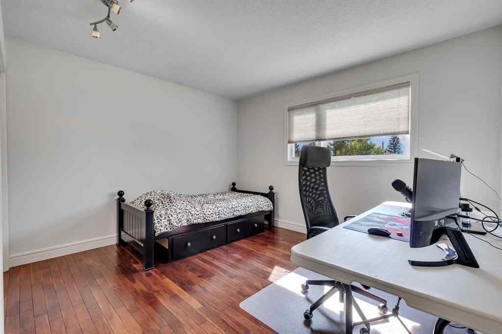 MLS® A2256743 - 136 castleglen Way NE in Castleridge Calgary, Residential