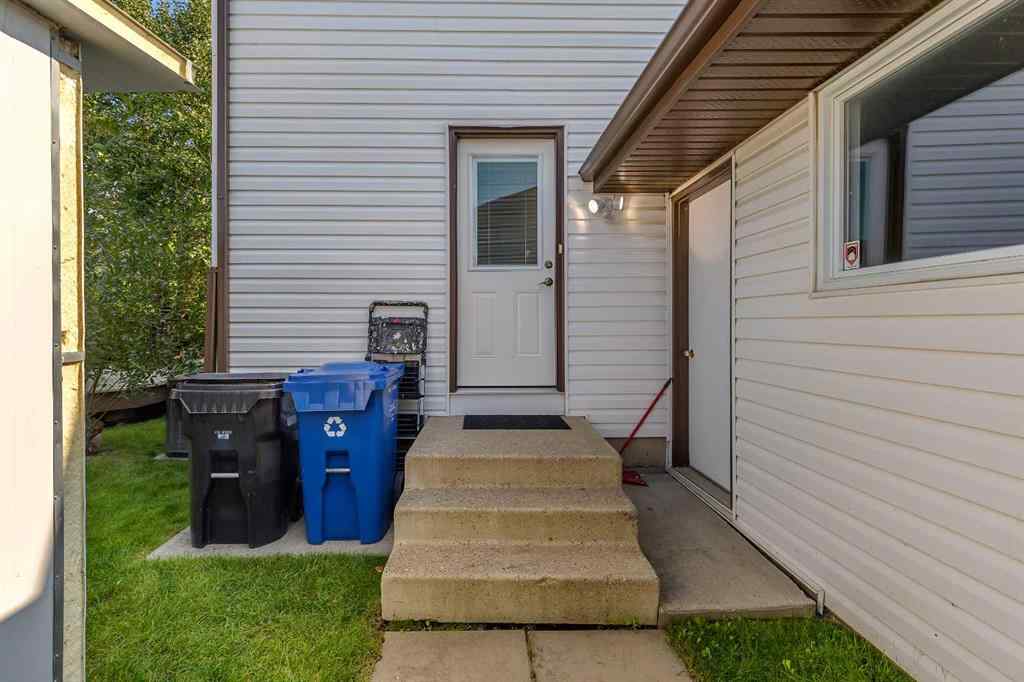 MLS® A2256743 - 136 castleglen Way NE in Castleridge Calgary, Residential