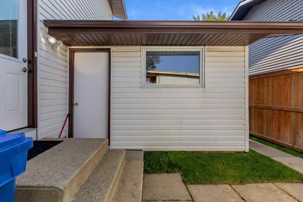 MLS® A2256743 - 136 castleglen Way NE in Castleridge Calgary, Residential