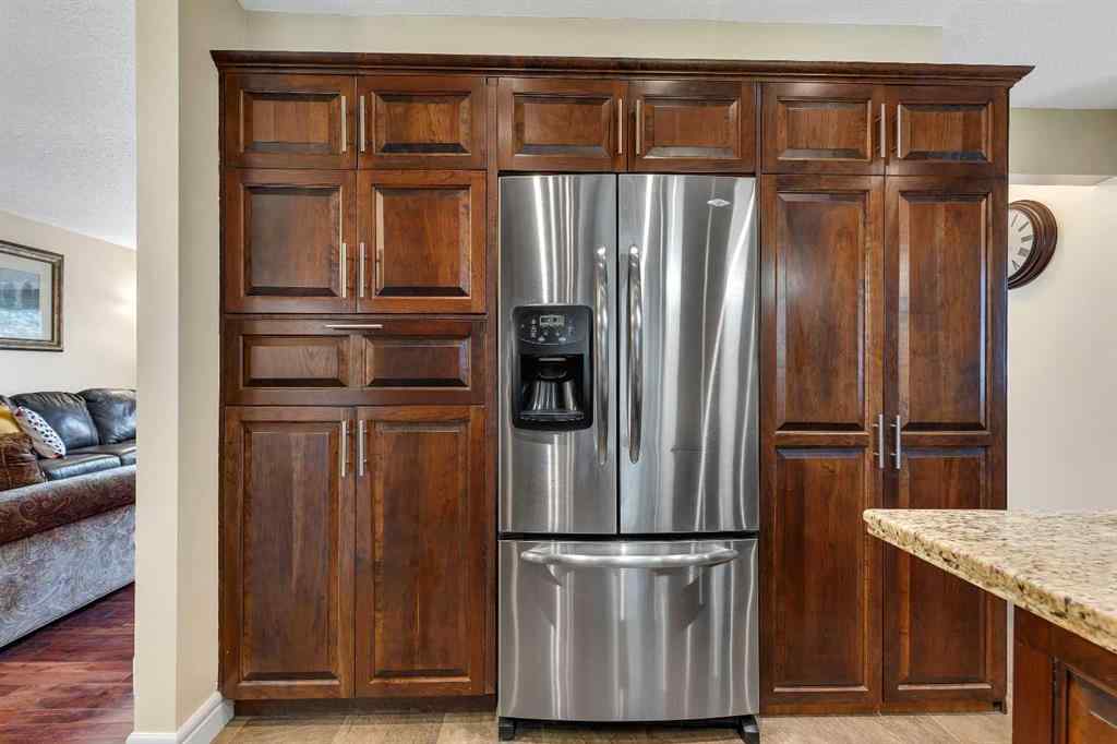 MLS® A2256743 - 136 castleglen Way NE in Castleridge Calgary, Residential