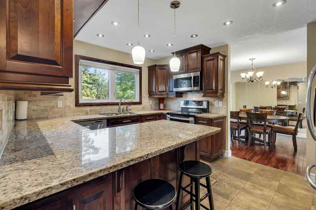 MLS® A2256743 - 136 castleglen Way NE in Castleridge Calgary, Residential