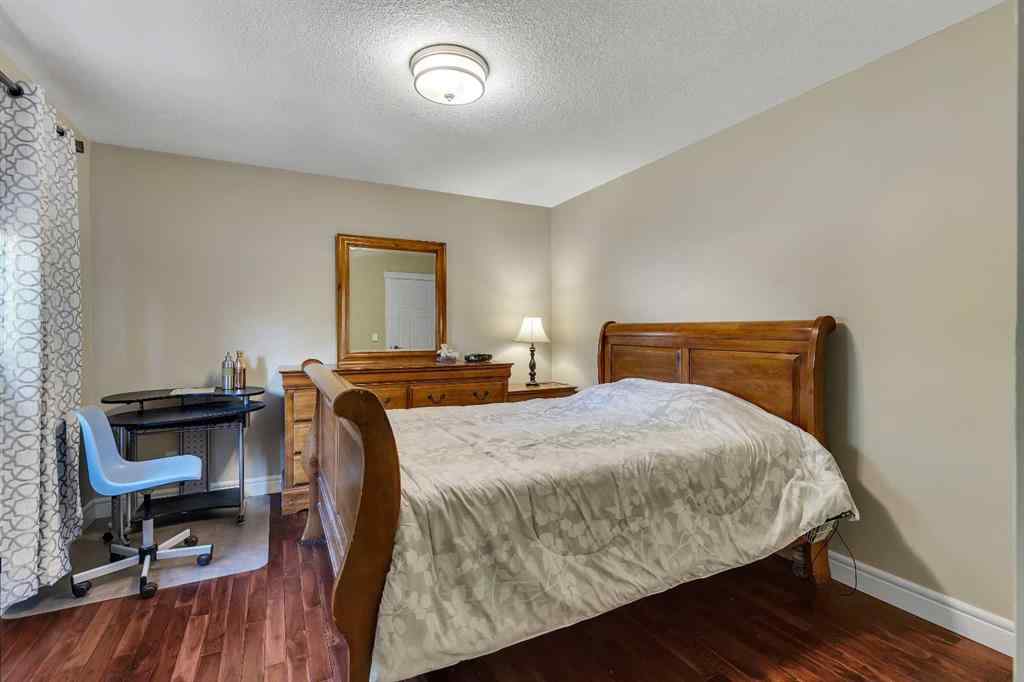 MLS® A2256743 - 136 castleglen Way NE in Castleridge Calgary, Residential