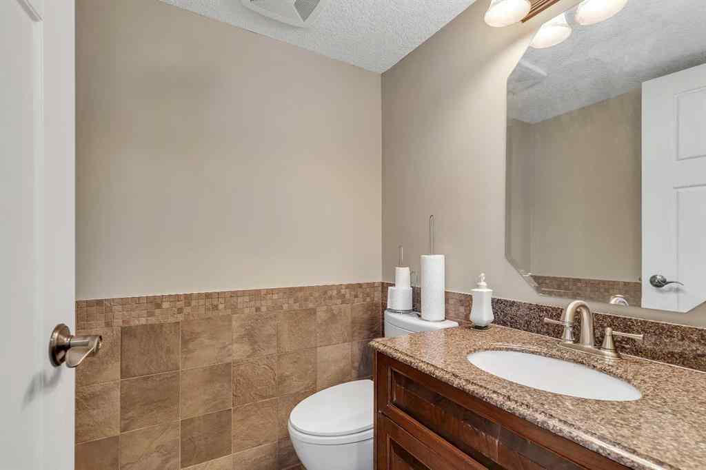 MLS® A2256743 - 136 castleglen Way NE in Castleridge Calgary, Residential