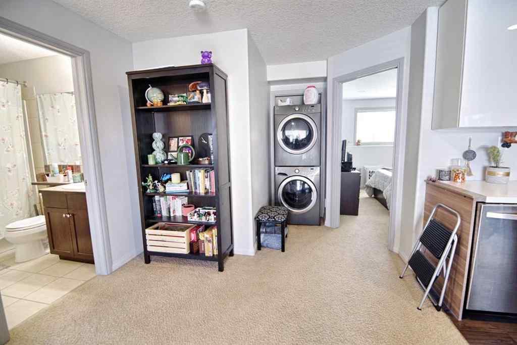MLS® A2256744 - 212 Tartan Circle W in West Highlands Lethbridge, Residential
