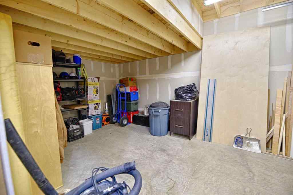 MLS® A2256744 - 212 Tartan Circle W in West Highlands Lethbridge, Residential