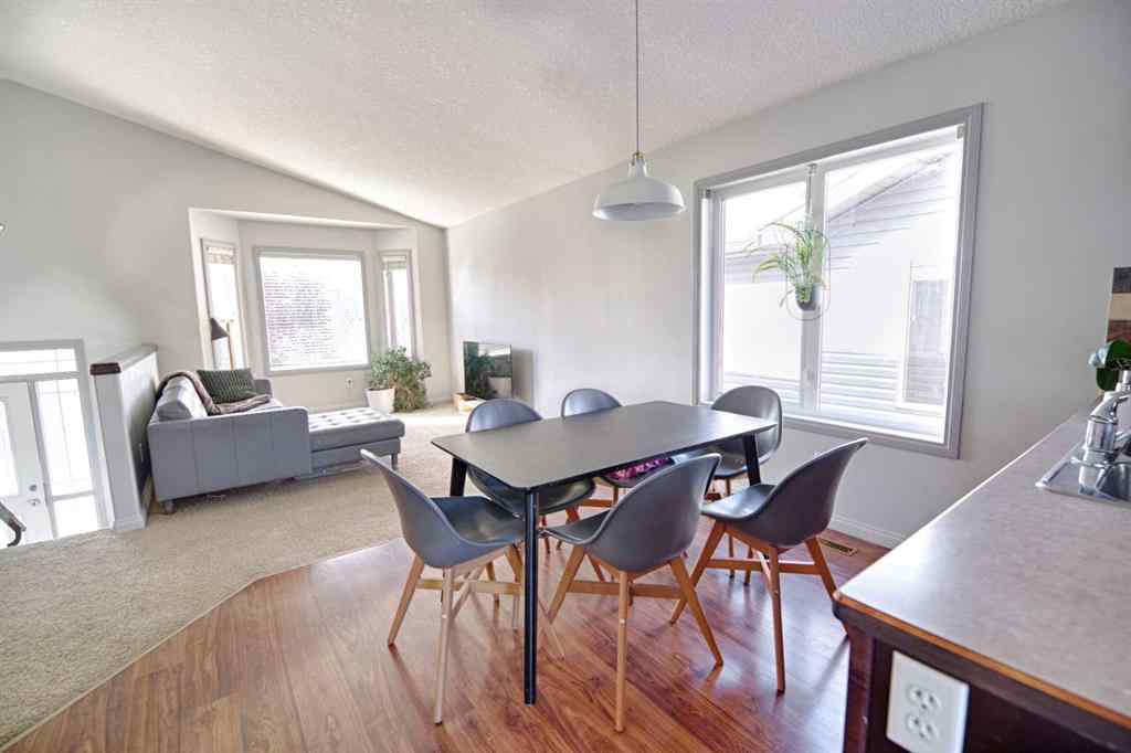 MLS® A2256744 - 212 Tartan Circle W in West Highlands Lethbridge, Residential
