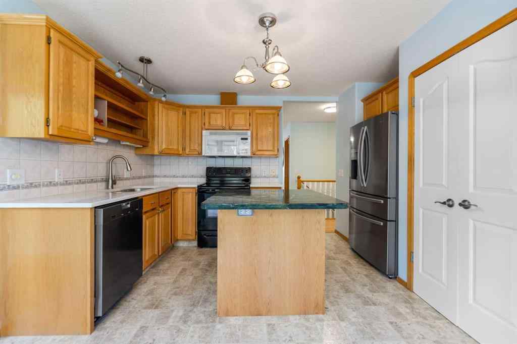 MLS® A2256746 - 150 Parklane Drive  in Aspen Creek Strathmore, Residential