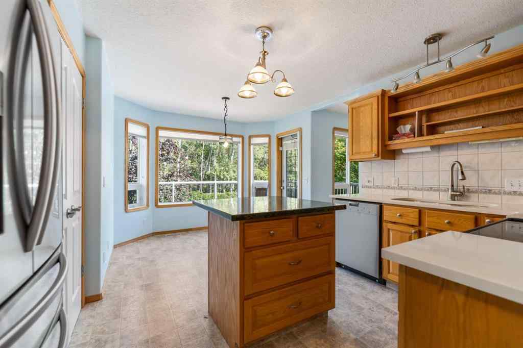 MLS® A2256746 - 150 Parklane Drive  in Aspen Creek Strathmore, Residential
