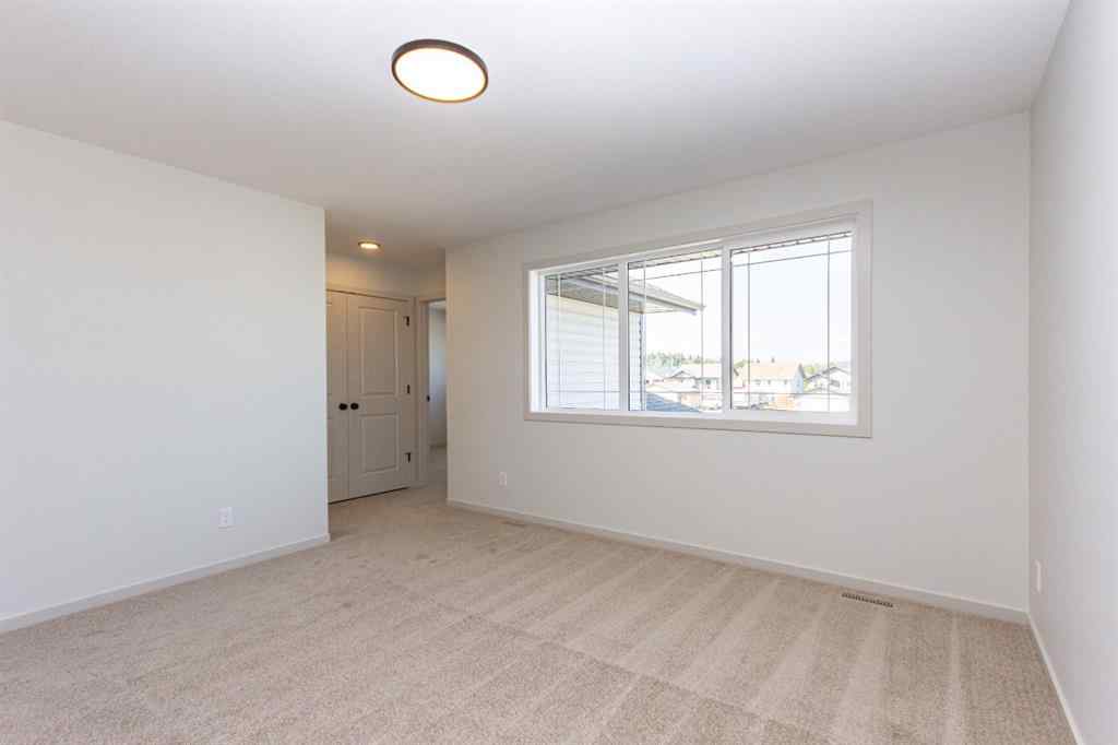 MLS® A2256748 - 4429 53 Street  in Creekside Rocky Mountain House, Residential