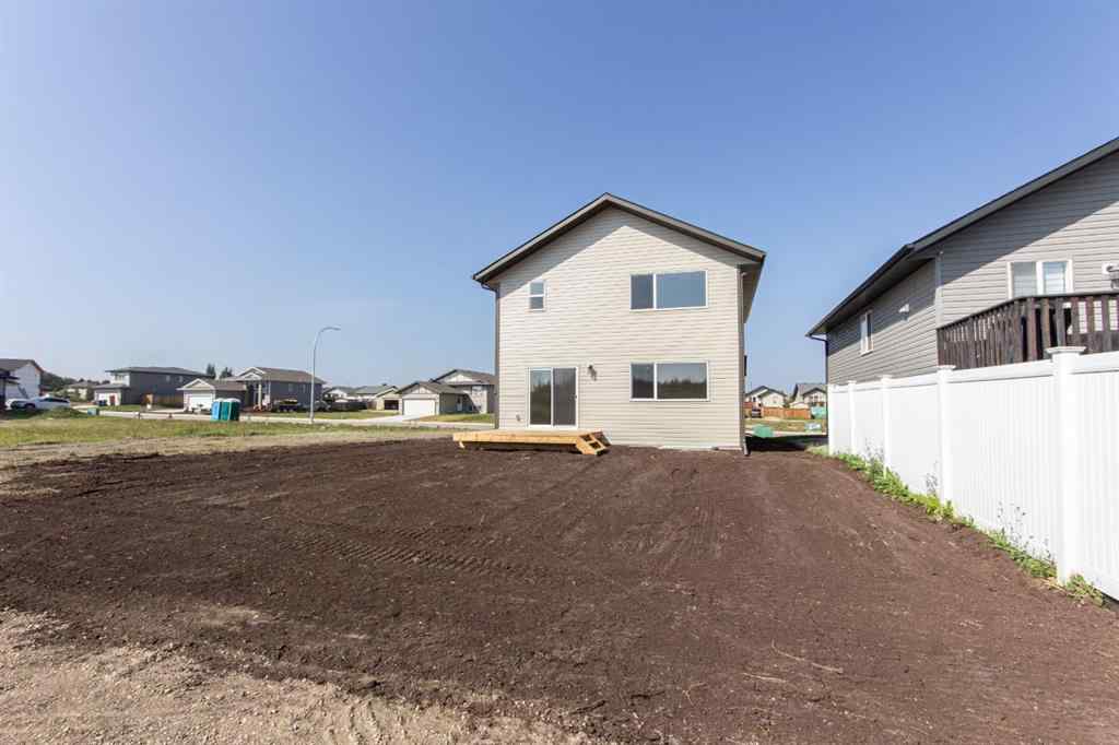 MLS® A2256748 - 4429 53 Street  in Creekside Rocky Mountain House, Residential