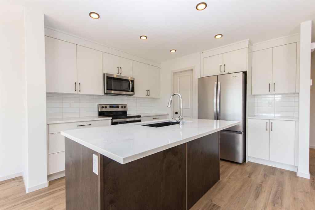 MLS® A2256748 - 4429 53 Street  in Creekside Rocky Mountain House, Residential