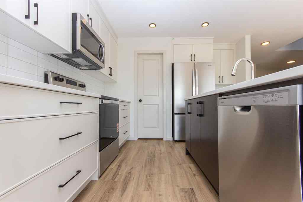MLS® A2256748 - 4429 53 Street  in Creekside Rocky Mountain House, Residential