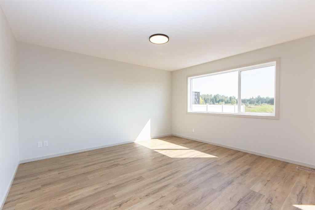 MLS® A2256748 - 4429 53 Street  in Creekside Rocky Mountain House, Residential