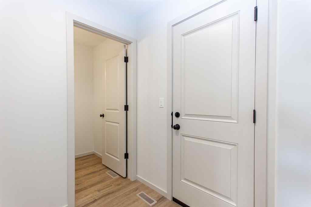 MLS® A2256748 - 4429 53 Street  in Creekside Rocky Mountain House, Residential