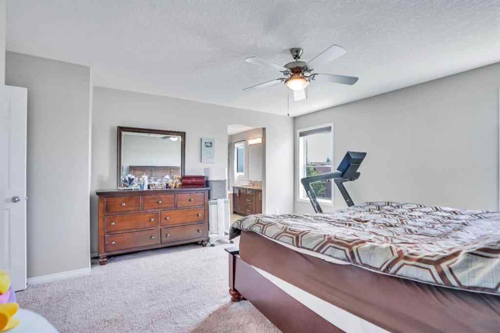MLS® A2256749 - 19 Hillcrest Link SW in Hillcrest Airdrie, Residential