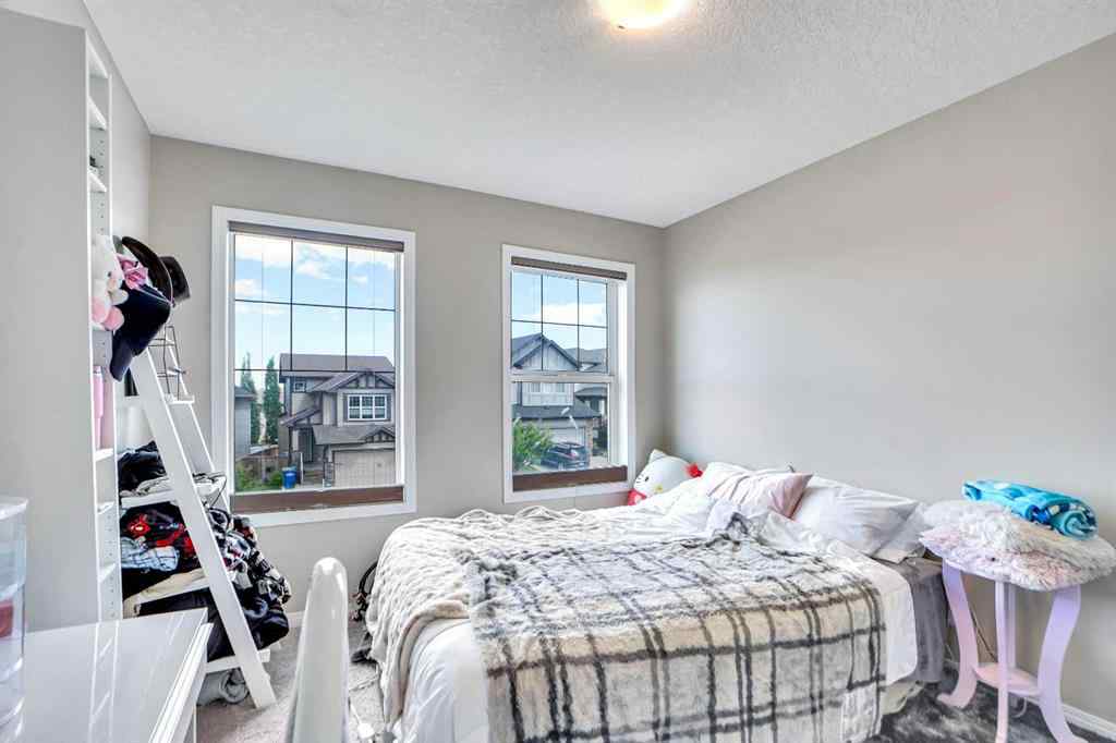 MLS® A2256749 - 19 Hillcrest Link SW in Hillcrest Airdrie, Residential