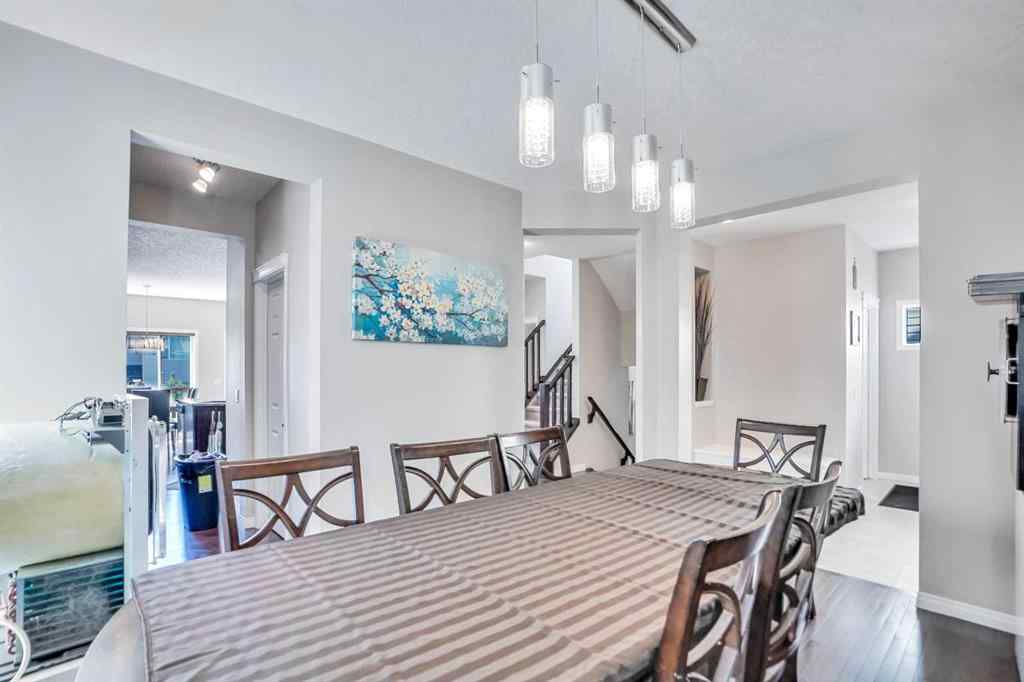 MLS® A2256749 - 19 Hillcrest Link SW in Hillcrest Airdrie, Residential