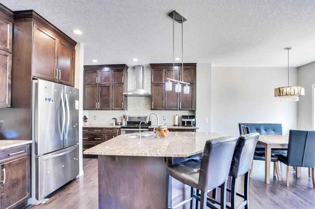 MLS® A2256749 - 19 Hillcrest Link SW in Hillcrest Airdrie, Residential