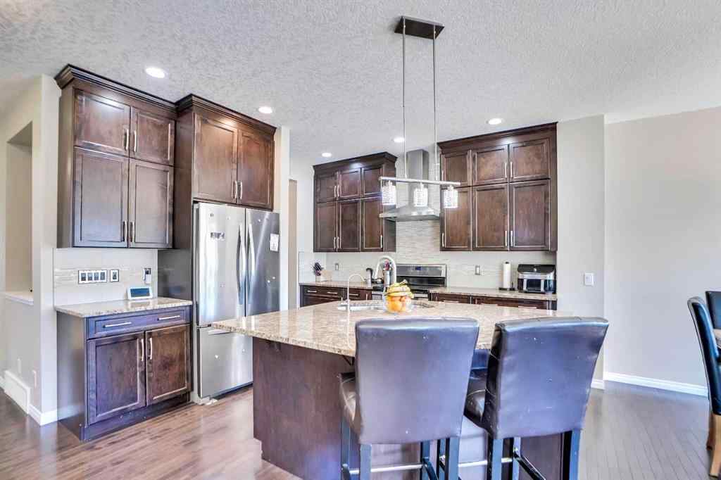 MLS® A2256749 - 19 Hillcrest Link SW in Hillcrest Airdrie, Residential