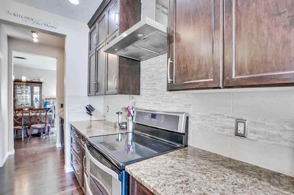 MLS® A2256749 - 19 Hillcrest Link SW in Hillcrest Airdrie, Residential