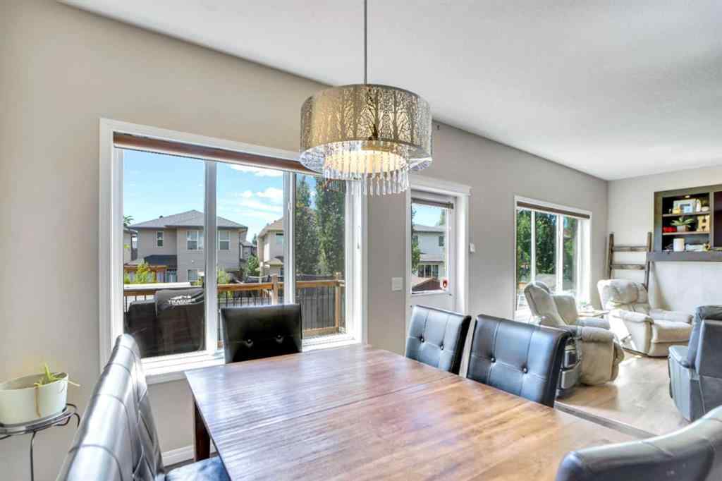 MLS® A2256749 - 19 Hillcrest Link SW in Hillcrest Airdrie, Residential