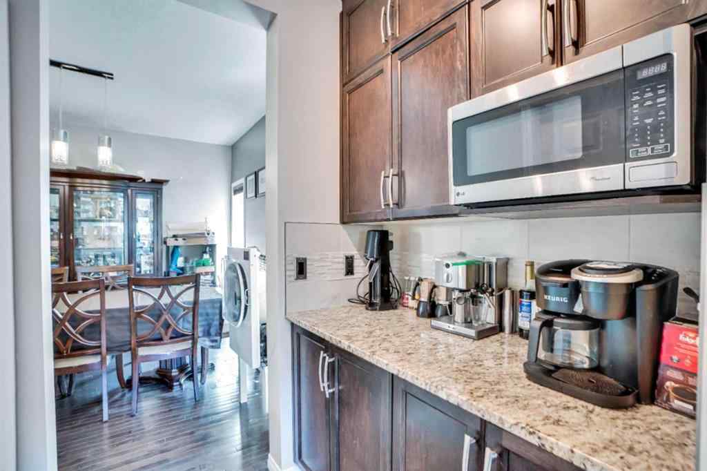 MLS® A2256749 - 19 Hillcrest Link SW in Hillcrest Airdrie, Residential