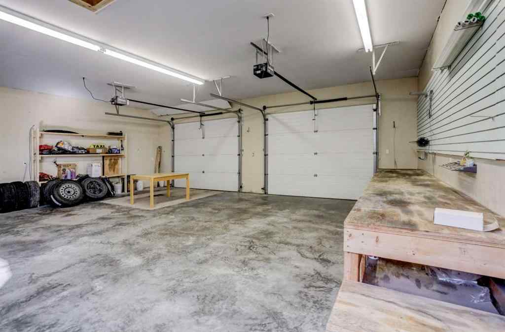 MLS® A2256759 - 2134 214 Street  in NONE Bellevue, Residential
