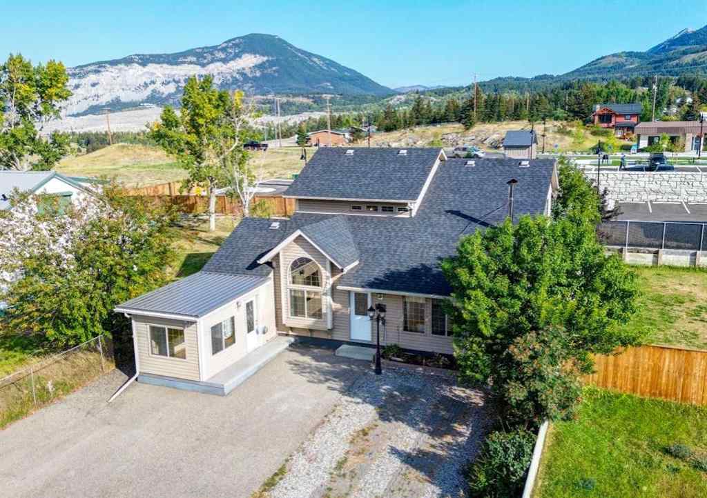 MLS® A2256759 - 2134 214 Street  in NONE Bellevue, Residential