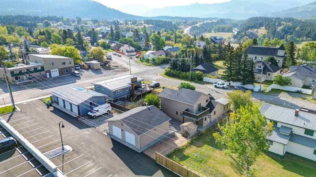 MLS® A2256759 - 2134 214 Street  in NONE Bellevue, Residential