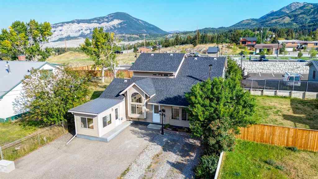 MLS® A2256759 - 2134 214 Street  in NONE Bellevue, Residential