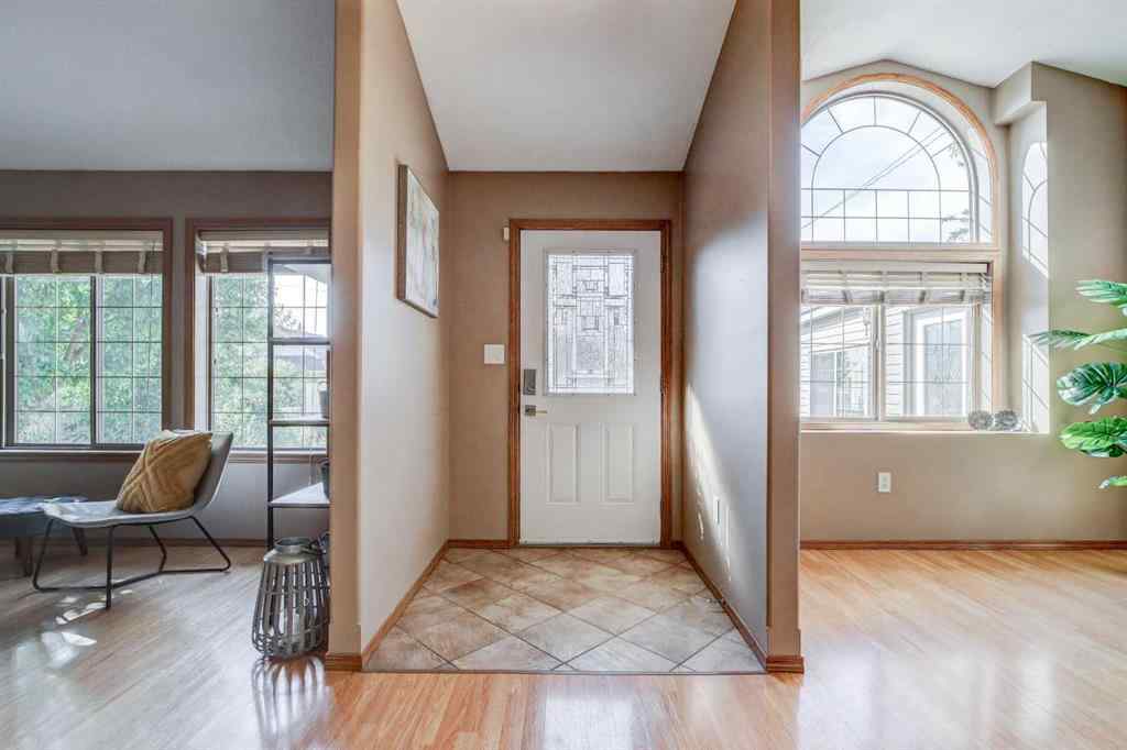 MLS® A2256759 - 2134 214 Street  in NONE Bellevue, Residential