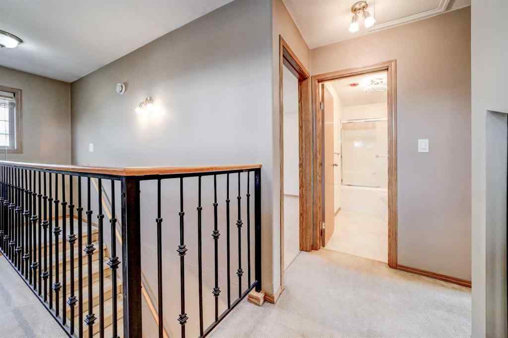 MLS® A2256759 - 2134 214 Street  in NONE Bellevue, Residential