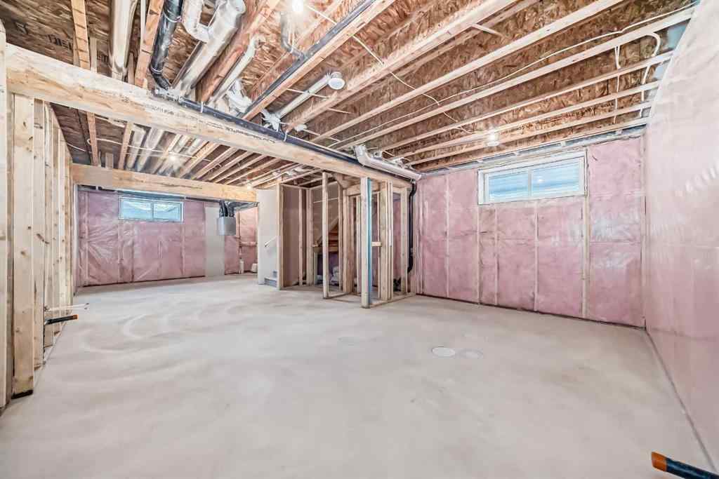 MLS® A2256762 - 519 Lawthorn Way SE in Lanark Airdrie, Residential