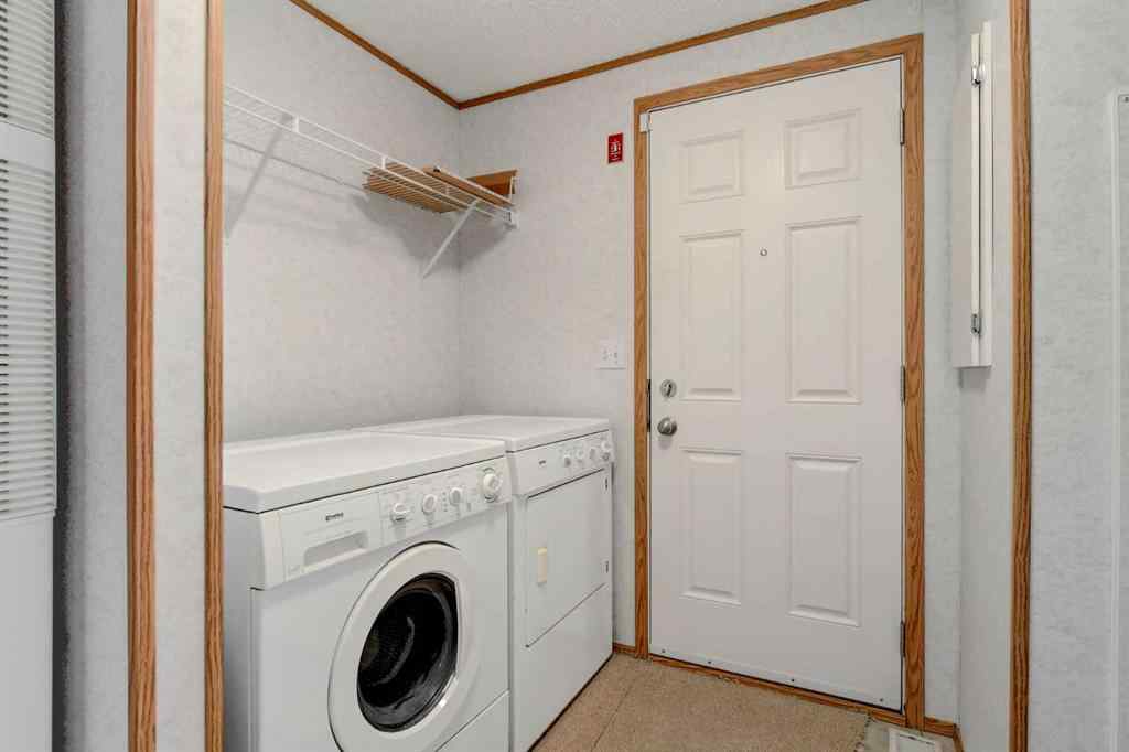 MLS® A2256765 - 9521 111 Avenue  in N/A Clairmont, Residential