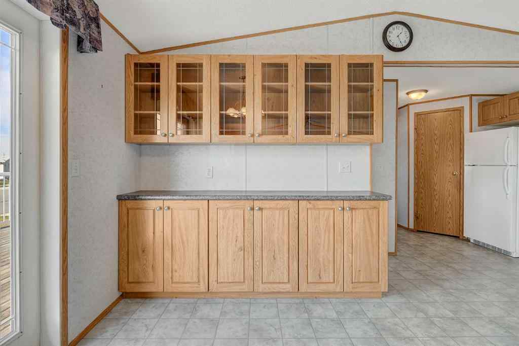 MLS® A2256765 - 9521 111 Avenue  in N/A Clairmont, Residential