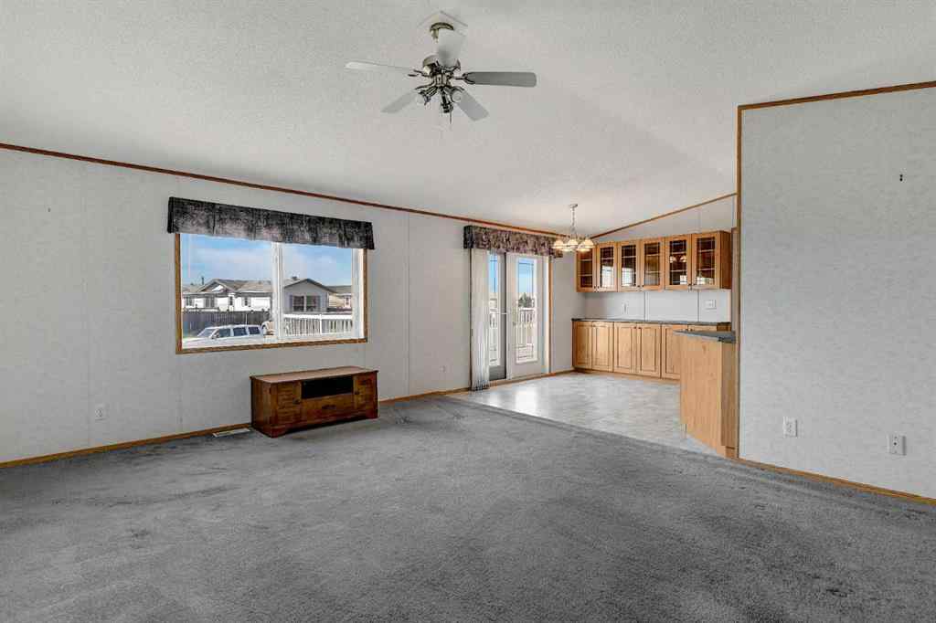 MLS® A2256765 - 9521 111 Avenue  in N/A Clairmont, Residential