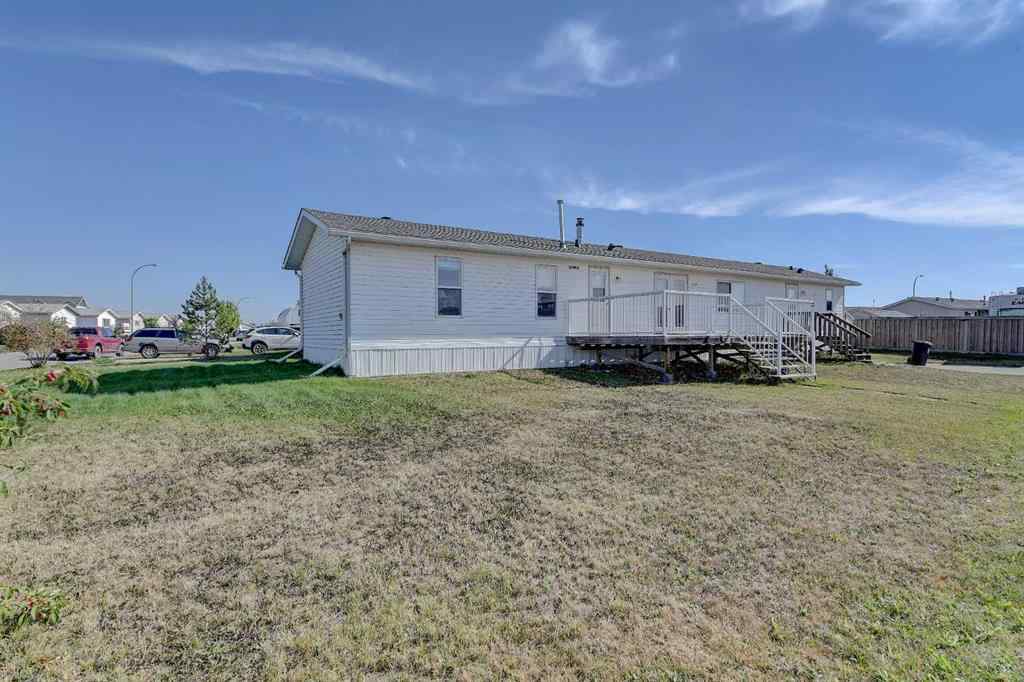 MLS® A2256765 - 9521 111 Avenue  in N/A Clairmont, Residential