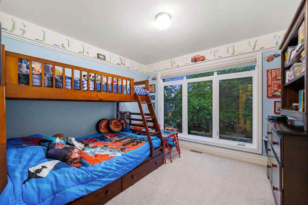 MLS® A2256766 - 922 5 Street NW in Sunnyside Calgary, Residential