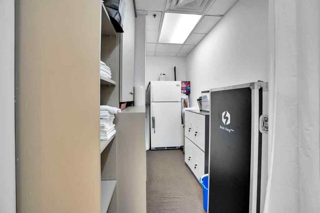 MLS® A2256771 - 1330 12 Avenue SW in Beltline Calgary, Commercial