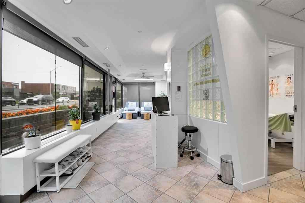 MLS® A2256771 - 1330 12 Avenue SW in Beltline Calgary, Commercial