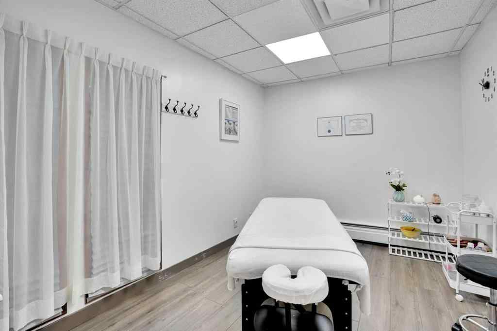 MLS® A2256771 - 1330 12 Avenue SW in Beltline Calgary, Commercial