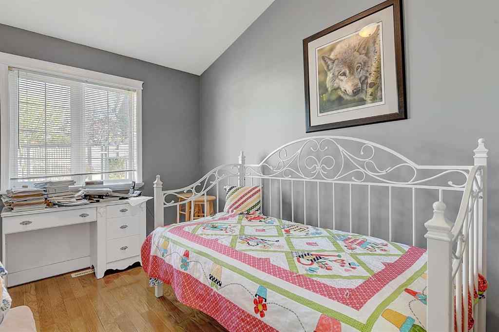 MLS® A2256772 - 1109 Hayfield Drive  in NONE Beaverlodge, Residential