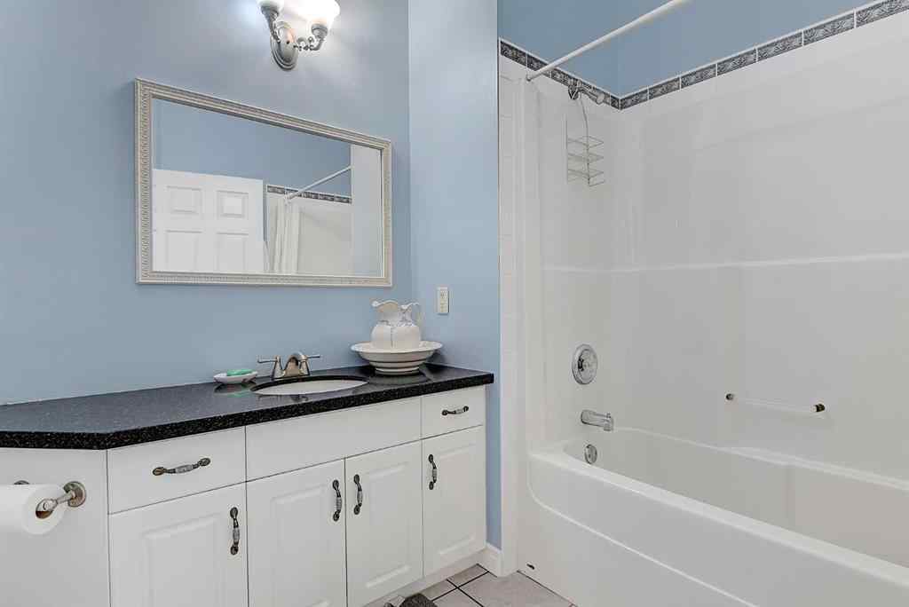 MLS® A2256772 - 1109 Hayfield Drive  in NONE Beaverlodge, Residential