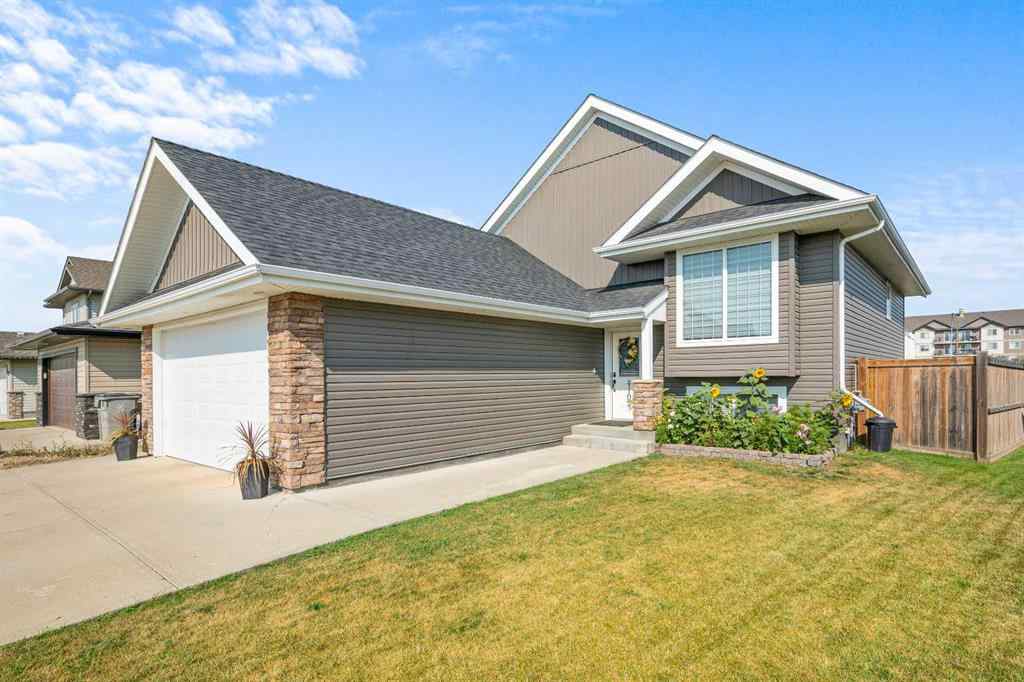 MLS® A2256773 - 4104 34 Street  in Aurora Lloydminster, Residential