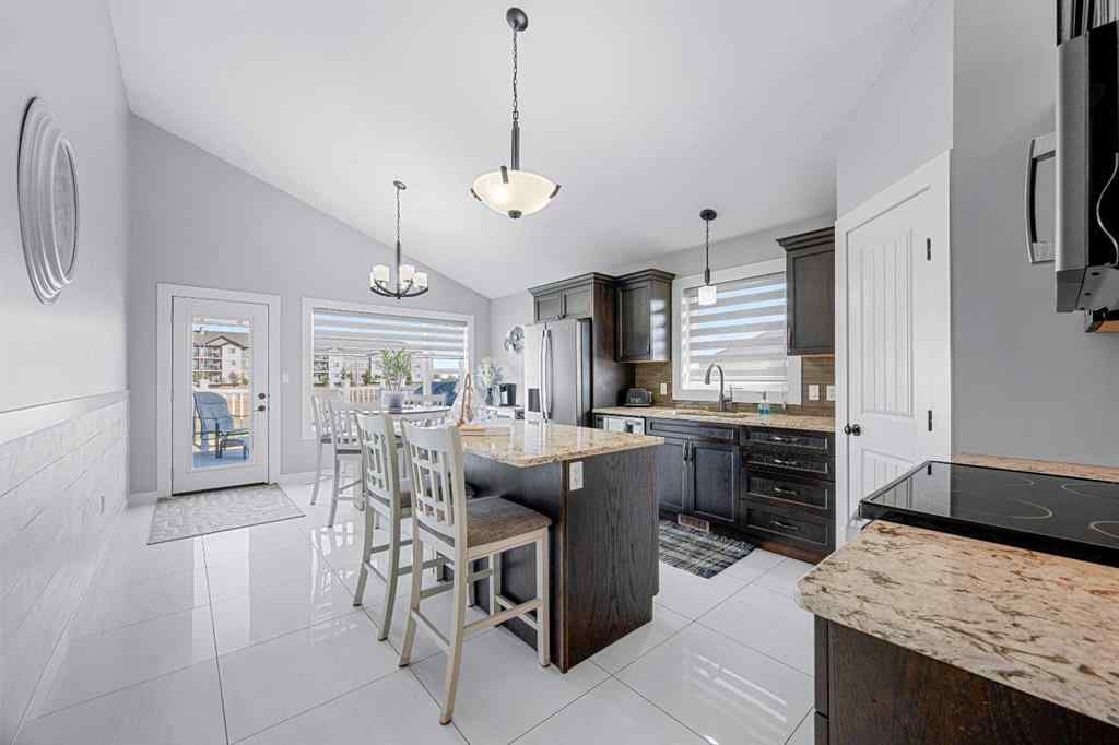 MLS® A2256773 - 4104 34 Street  in Aurora Lloydminster, Residential