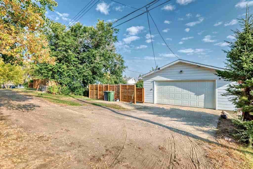 MLS® A2256774 - 5001 44 Ave   in Central Ponoka Ponoka, Residential