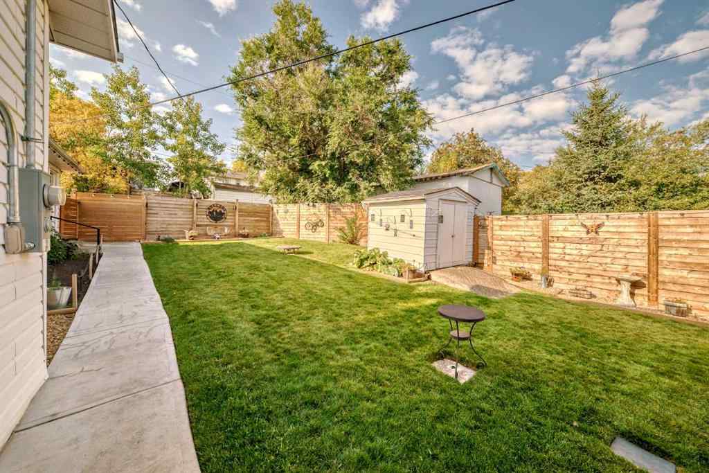 MLS® A2256774 - 5001 44 Ave   in Central Ponoka Ponoka, Residential