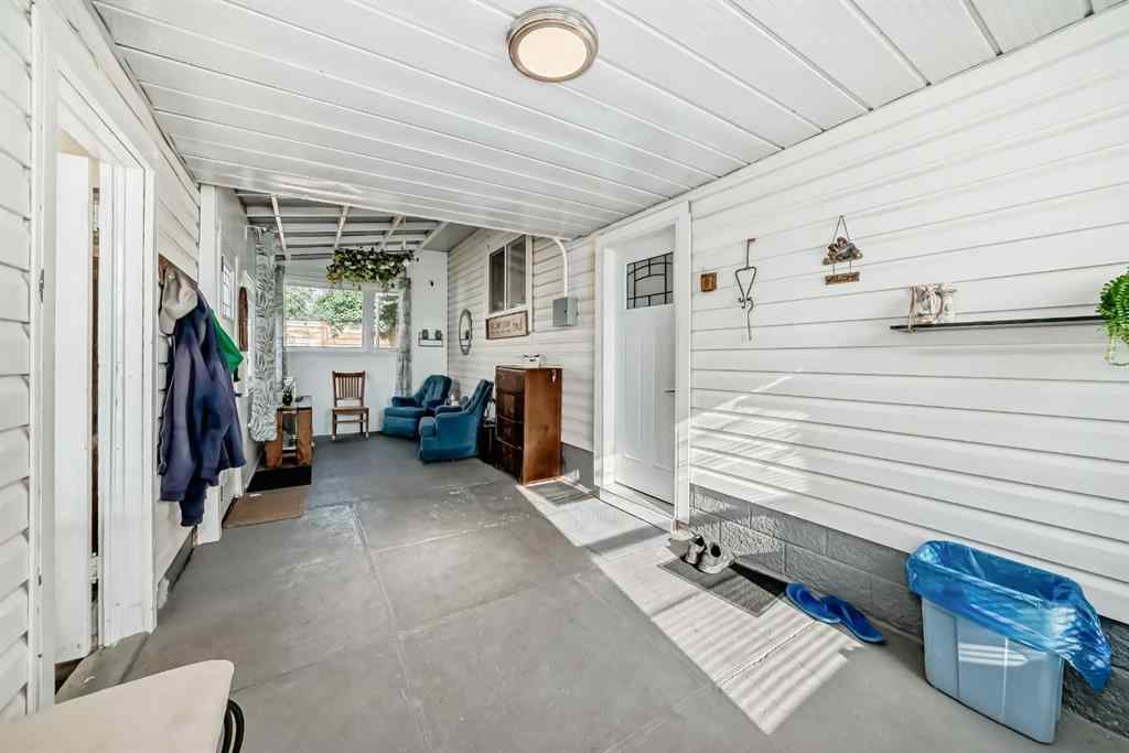 MLS® A2256774 - 5001 44 Ave   in Central Ponoka Ponoka, Residential